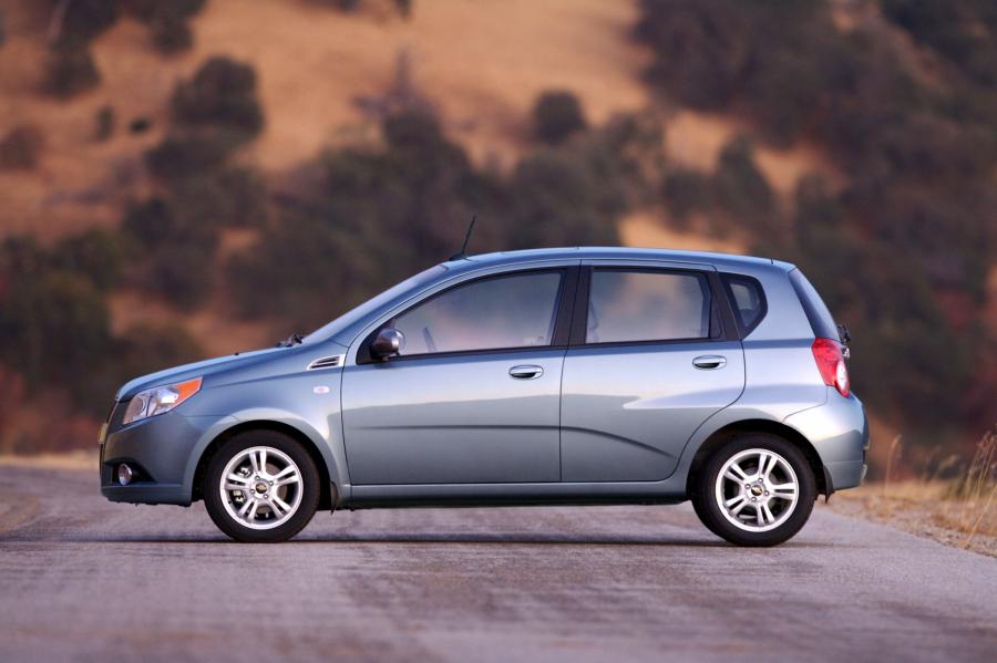  Chevrolet Aveo5 LT 2009 года  (фото 26 из 27)